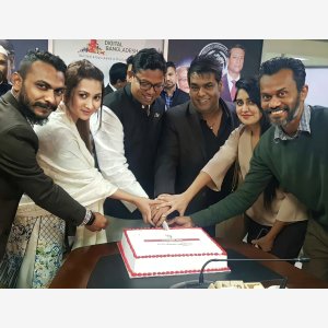 Fake Bangladesh Cake Cutting Gateau